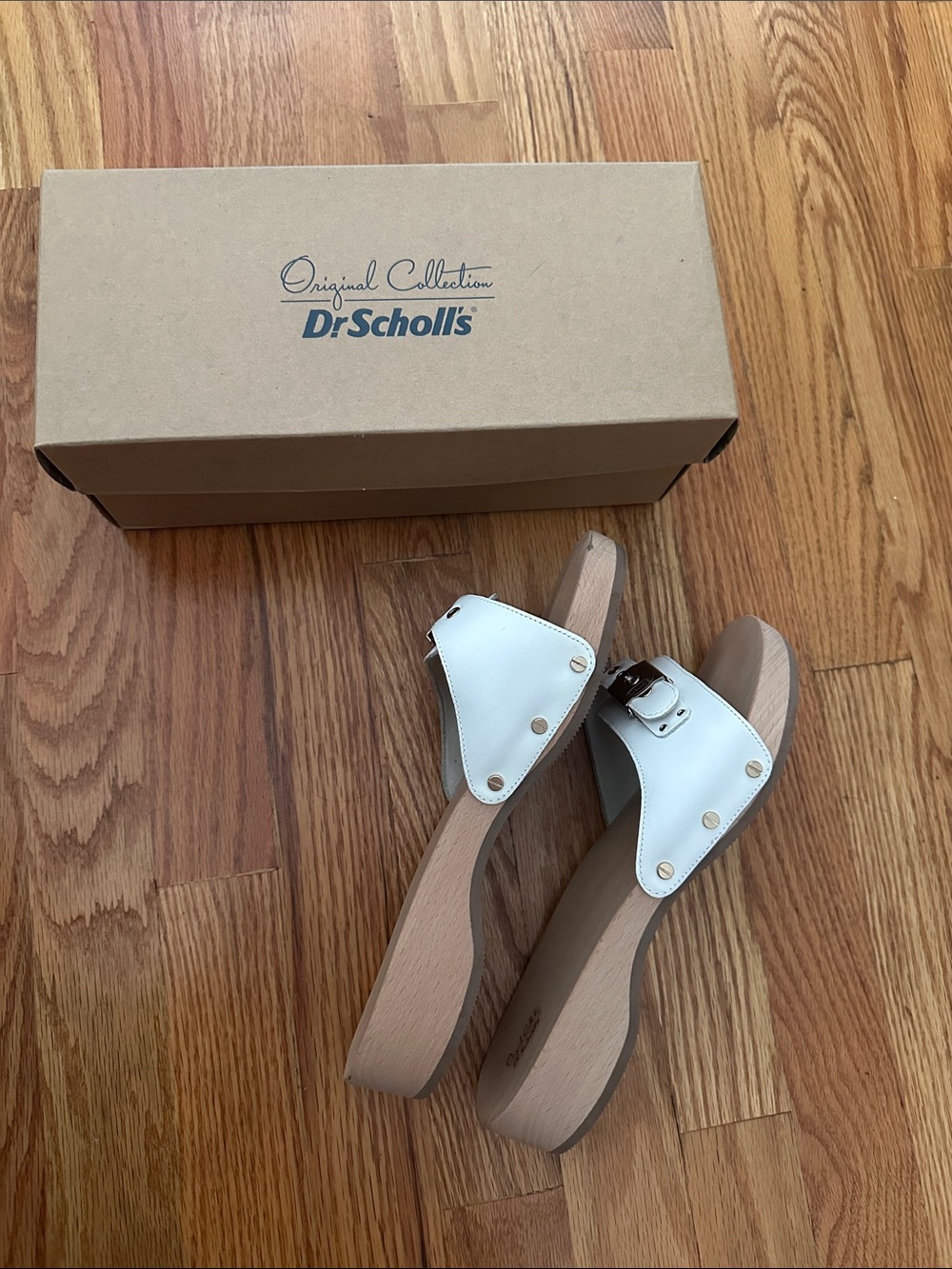 NIB CLASSIC DR. SCHOLL’S SZ 9 White Leather Slide Sandals with Adjustible Buckle - Picture 6 of 7